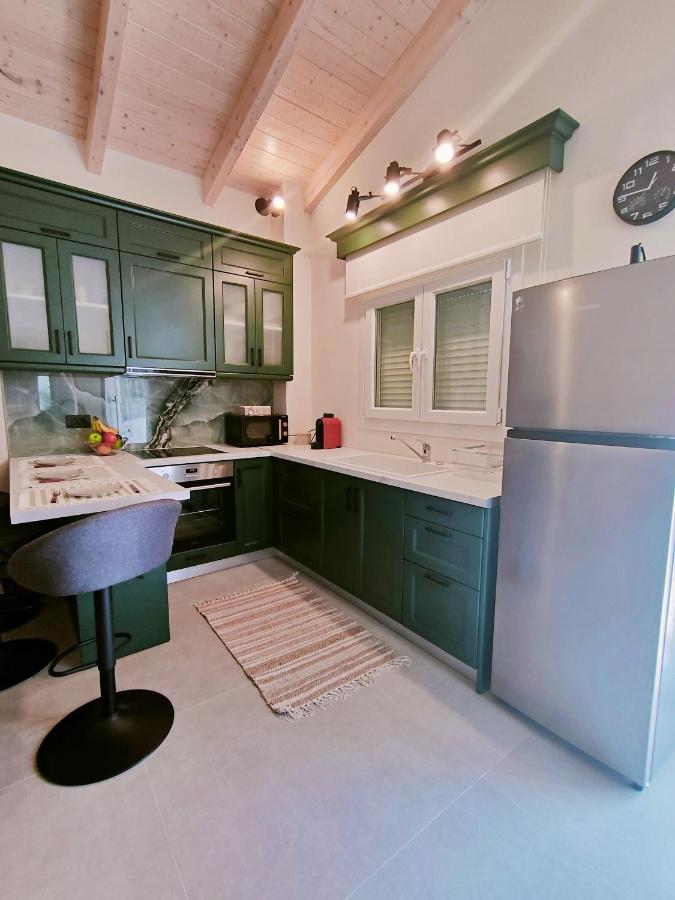 The Old Stables Apartment Vatos Экстерьер фото